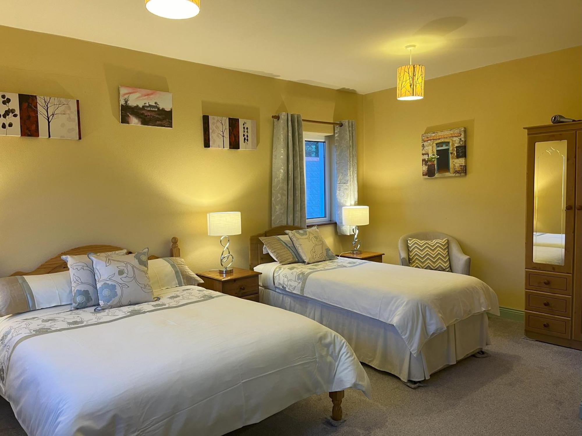 Pk Lodge Bed And Breakfast Skibbereen Esterno foto