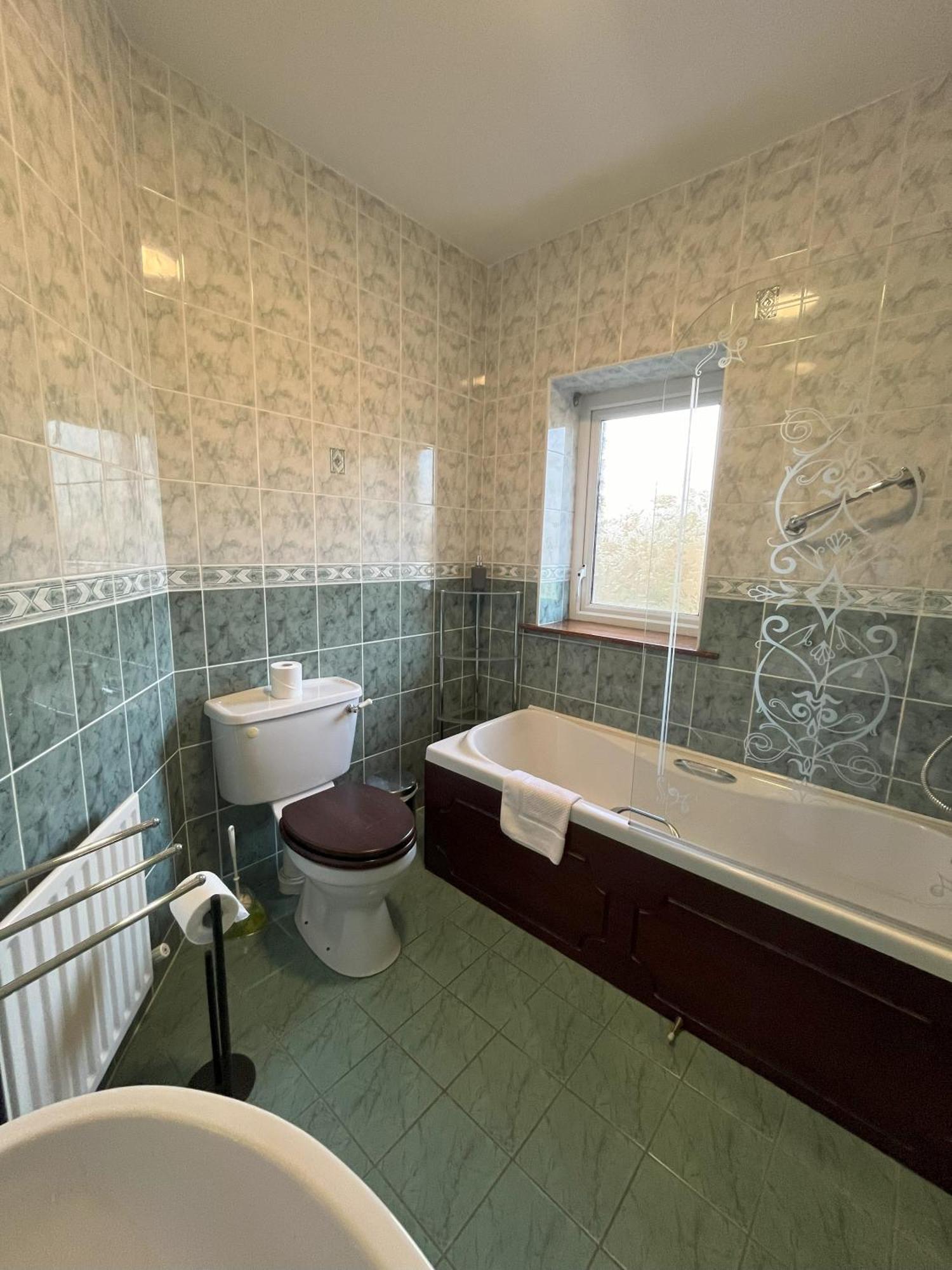 Pk Lodge Bed And Breakfast Skibbereen Esterno foto